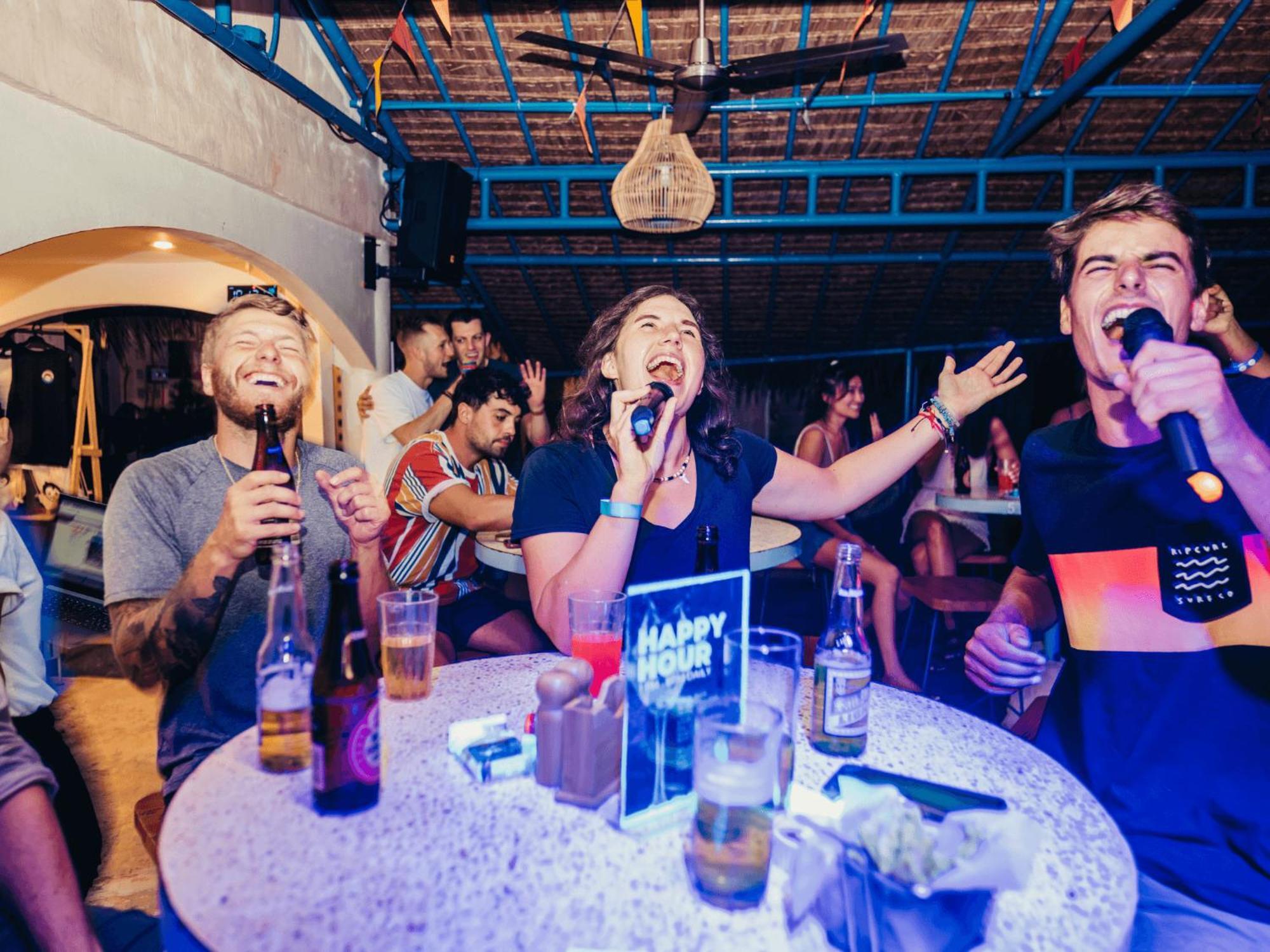 Mad Monkey Panglaoホステル エクステリア 写真